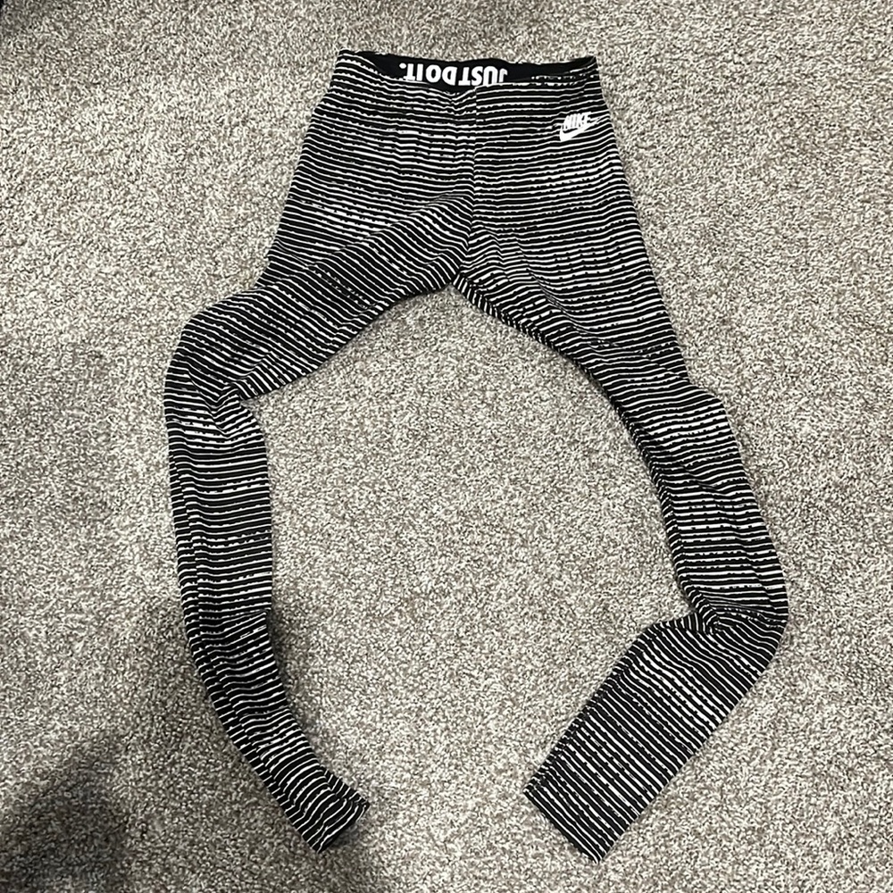 New Nike leggings